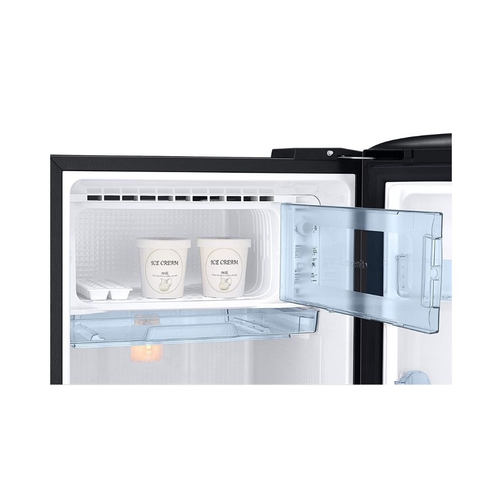 Samsung 192 L Direct Cool Single Door 3 Star Refrigerator Camellia Black (RR20A282YCB/NL)