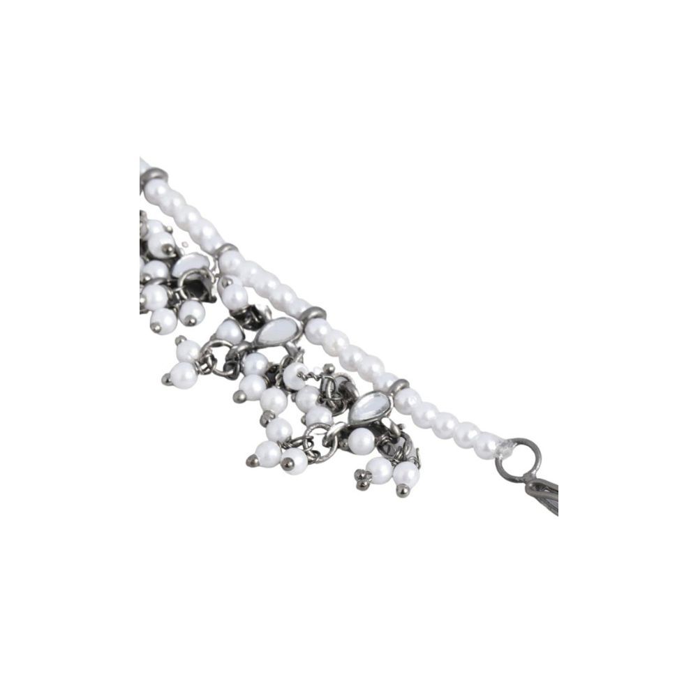 Accessher Silver-Plated Oxidised White Embellished With Mirror Kundan and Pearls Sheeshphool