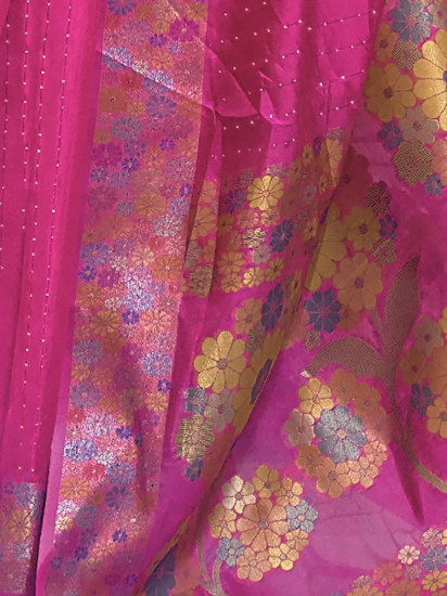 Exotic Pink Floral Silk Festival Wear Saree with Blouse(Un-Stitched)