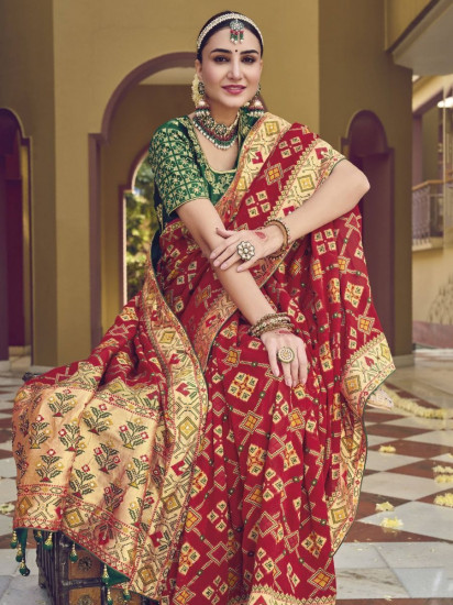 Glamourous Red Woven Georgette Marriage Wear Saree With Blouse(Un-Stitched)