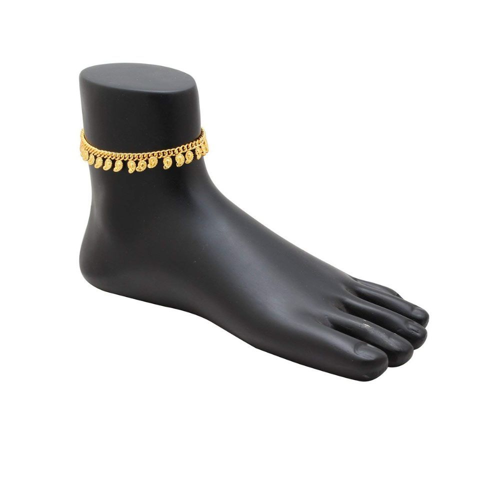 Memoir Gold plated Elegant Kairi Mango shape Auspicious Bridal Anklets for Women