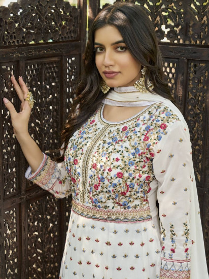 Pleasing white Embroidered Georgette Party Wear Salwar Suit