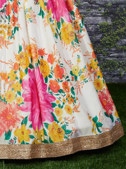 Sabyasachi Off White Floral Digital Printed Organza Bridal Lehenga Choli
Semi Stitched