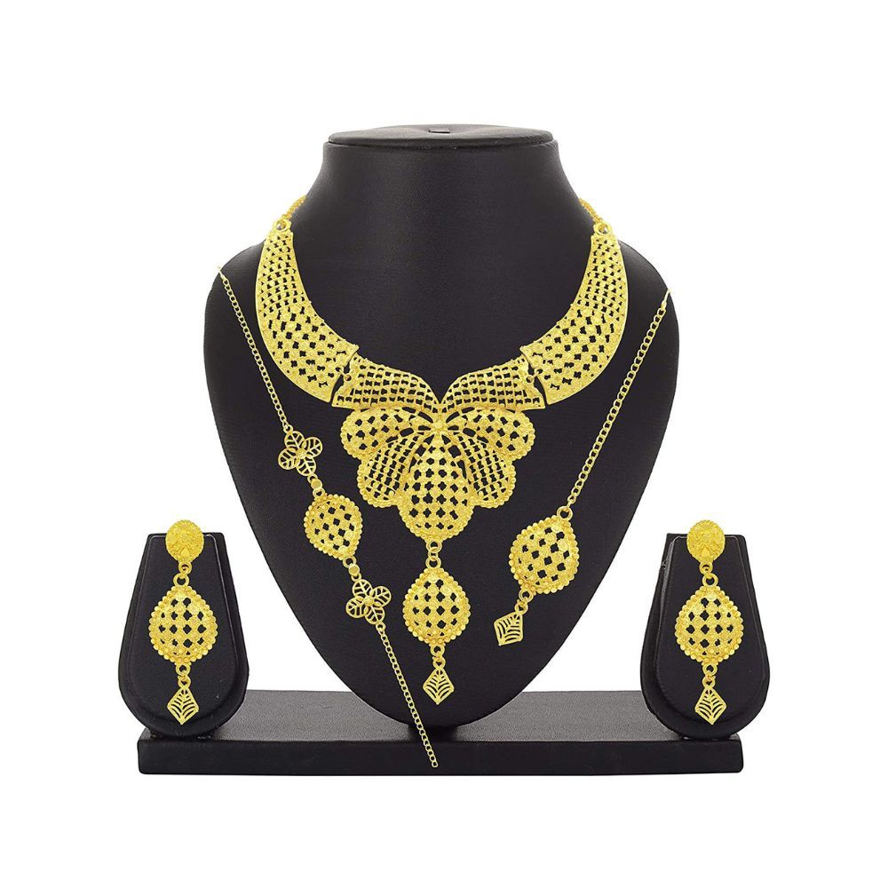 SAIYONI Bridal Wedding Design One Gram Gold Plated Filigree Work Forming Choker Necklace Earring With Maangtikka & Bracelet Jewellery Set (Gold)