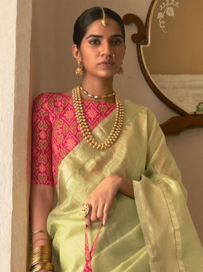 Striking Light Green Digital Printed Organza Saree With Blouse(Un-Stitched)