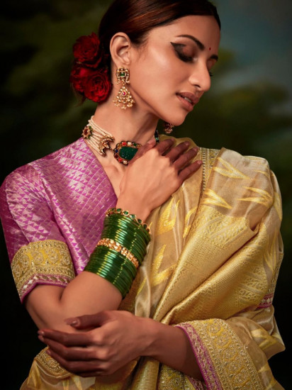 Stunning Yellow Organza Silk Weaving Saree With Blouse(Un-Stitched)