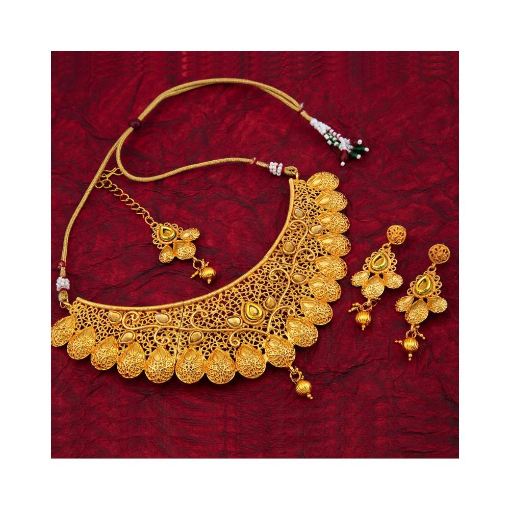 Sukkhi Glamorous Gold Plated Choker Necklace Set Combo for Women