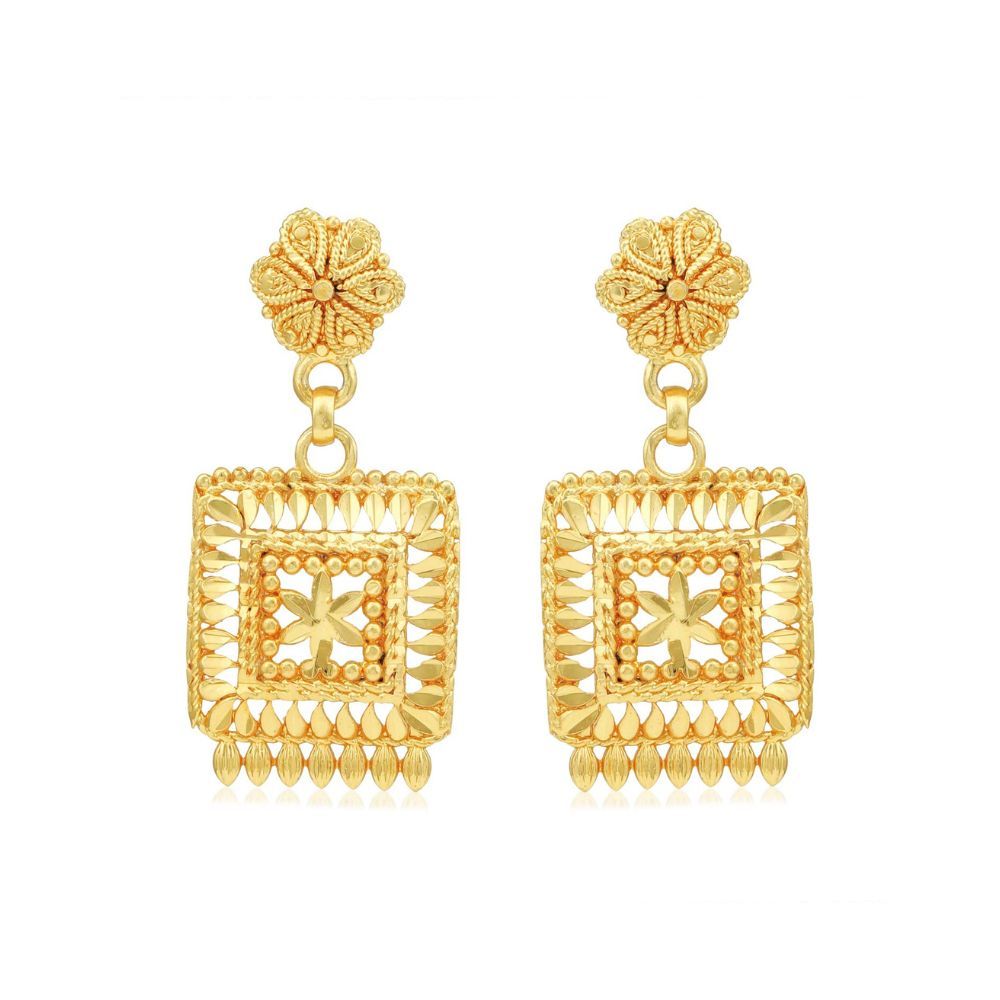 Sukkhi Glittery 24 Carat Gold Plated Choker Necklace Set for Women (SKR67360)