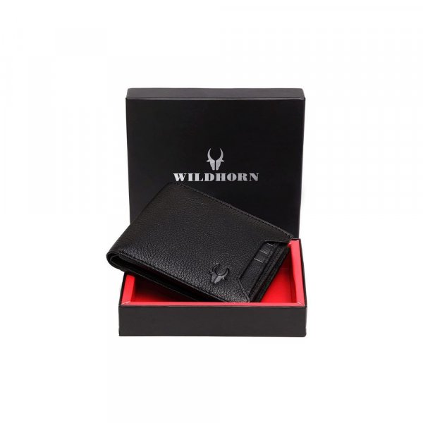 WildHorn Oliver Black Leather Wallet for Men